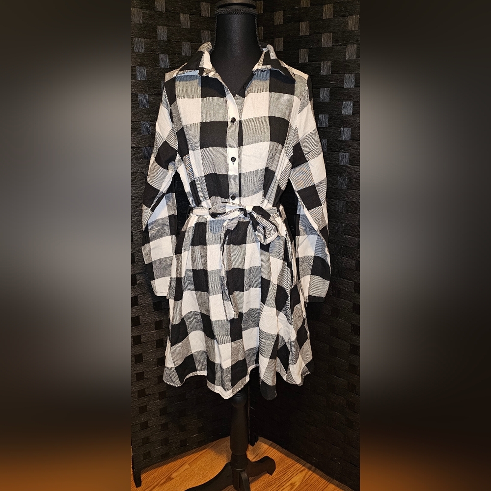 Fancyinn Monochrome Checkered Long Sleeve Dress
